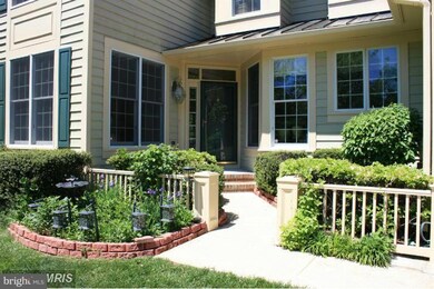 5137 Harpers Farm Rd, Columbia, MD 21044 - photo 2