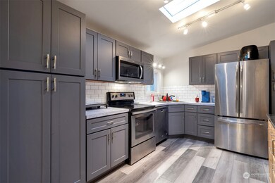 9013 220th Street Ct E, Graham, WA 98338 - photo 4