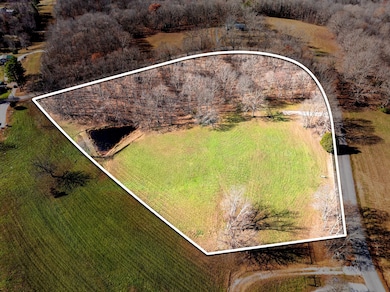 1103 Cowan Rd, Dickson, TN 37055 - photo 6