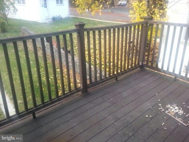 109 College St, Boyertown, PA 19512 - photo 4