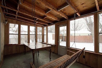 3-Season Screened Porch Room.