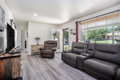 320 East Dr, Marshall, MI 49068 - photo 2