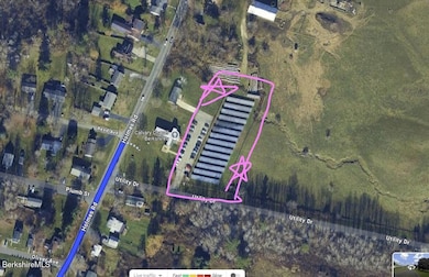 889 Holmes Rd, Pittsfield, MA 01201 - photo 5