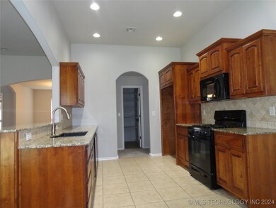 20428 E 46th St S, Broken Arrow, OK 74014 - photo 6