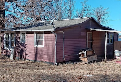 Old Cabin -- Needs major rehab or demolish and bui