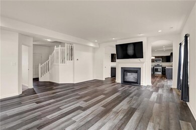 8694 Thatcher Ln, Avon, IN 46123 - photo 6