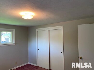 1526 Broadview Dr, Bettendorf, IA 52722 - photo 6