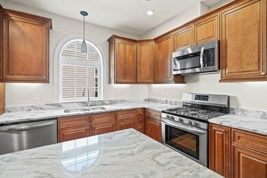 39 Hayes St unit 3, Cambridge, MA 02139 - photo 2