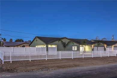 4724 Patterson Ave, Las Vegas, NV 89104 - photo 2