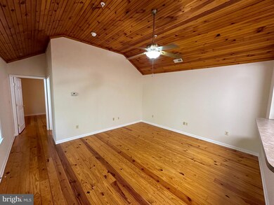 11955 Mill Run Rd unit A, Newburg, MD 20664 - photo 5