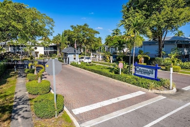 929 NE 199th St unit 203, Miami, FL 33179 - photo 2