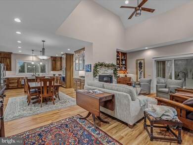 130 N Tamarac Dr, Shepherdstown, WV 25443 - photo 3