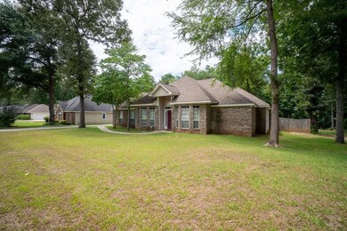 1146 Panola Cir, Warner Robins, GA 31088 - photo 2