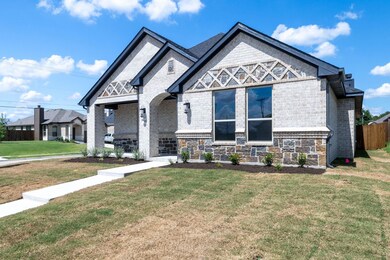 701 Hackamore St, White Settlement, TX 76108 - photo 3