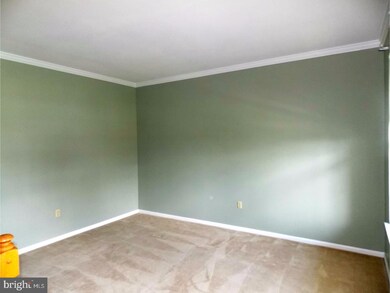 1019 Broadleaf Cir, Royersford, PA 19468 - photo 6