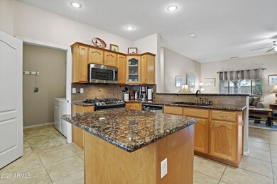Kitchen (2)