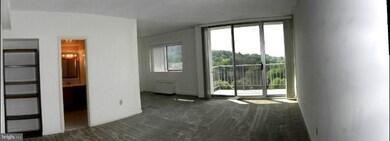 Hunting Creek Club unit 1610, Alexandria, VA 22303 - photo 2