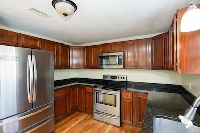 83 Massasoit Rd, Worcester, MA 01604 - photo 3