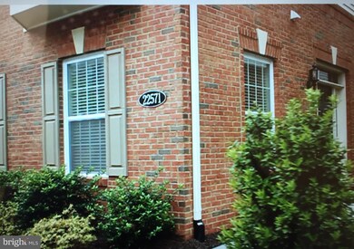 22571 Ocean Cliff Square, Ashburn, VA 20148 - photo 2