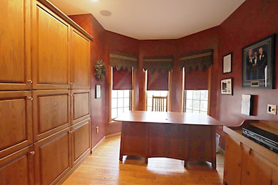 1506 Golfside Ct, Flushing, MI 48433 - photo 7