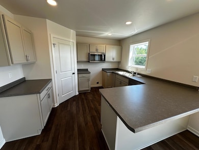 917 Sully Way, Sheboygan Falls, WI 53085 - photo 2