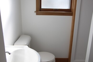 2739 W Cheyenne Rd, Waukegan, IL 60087 - photo 6