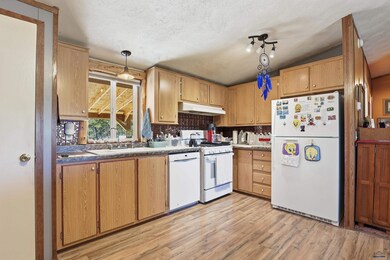 25564 Old Cabin Rd, Edgemont, SD 57735 - photo 7