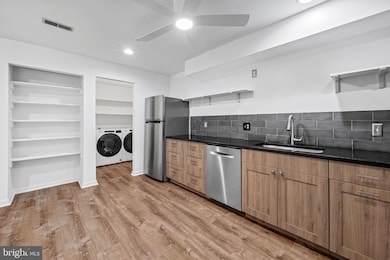 Clipper Cay unit 116, Annapolis, MD 21401 - photo 5