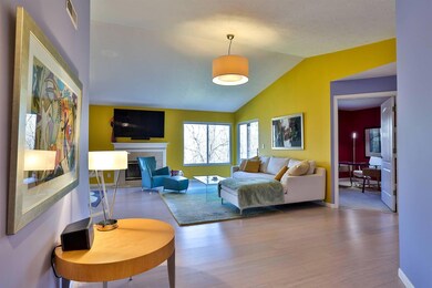 005-Foyer-image-2