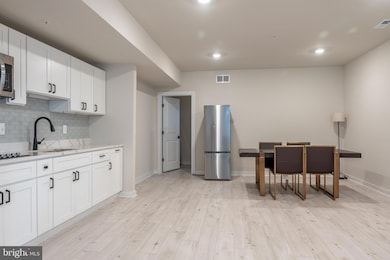 402 Meadow Creek Dr, Bowie, MD 20716 - photo 3