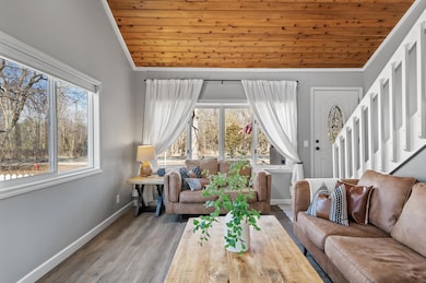 5770 Kelsey Dr, Excelsior, MN 55331 - photo 6