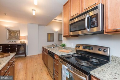 1200 Walnut St unit 602, Philadelphia, PA 19107 - photo 6