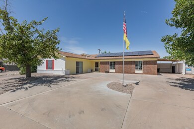 2011 Crescent Dr, Alamogordo, NM 88310 - photo 3