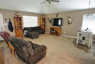 305 Travis St, Brazoria, TX 77422 - photo 3