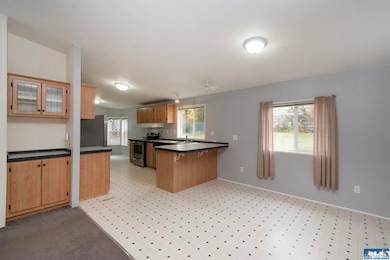 2826 E Myrtle St, Port Angeles, WA 98362 - photo 6