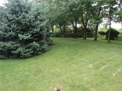 18 Eastlake Dr, Wapakoneta, OH 45895 - photo 5