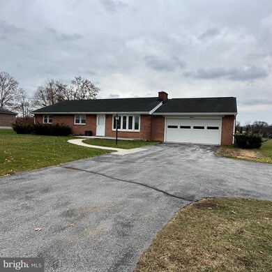 2360 Scotland Rd, Chambersburg, PA 17201 - photo 2