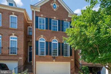 9236 Point Replete Dr, Fort Belvoir, VA 22060 - photo 2