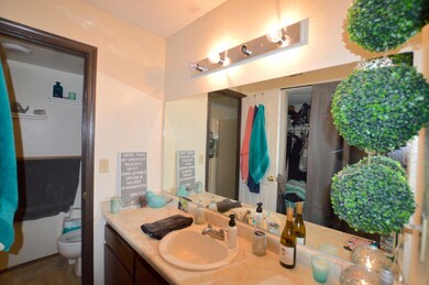Bundy Interior Unit #1 Bathroom 2