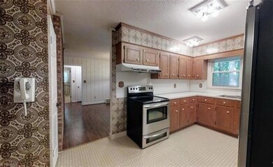 1029 W River Run, Asheboro, NC 27205 - photo 6