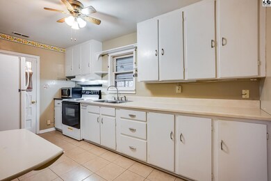 405 S Paine St, Nickerson, KS 67561 - photo 7