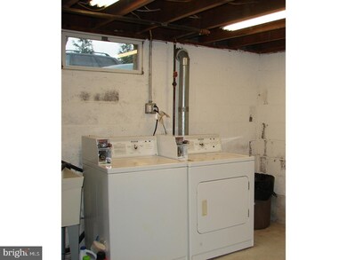 125 Broomall St unit 3, Folsom, PA 19033 - photo 5