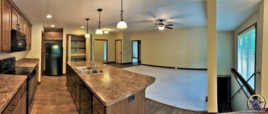 6032 SW 44th St, Topeka, KS 66610 - photo 5