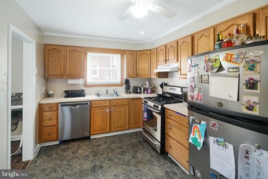 364 Childs Ave, Drexel Hill, PA 19026 - photo 7