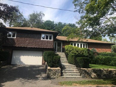 6 Yorkshire Rd, Marblehead, MA 01945 - photo 2