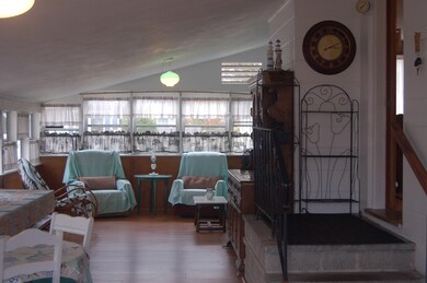 6 Pleasant St, Wareham, MA 02571 - photo 3