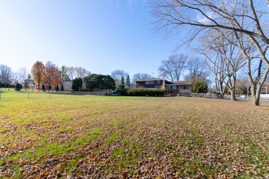 1205 Laurel Ln, Schaumburg, IL 60193 - photo 5