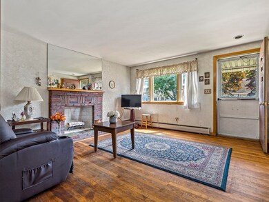 2 W Milton St, Hyde Park, MA 02136 - photo 5