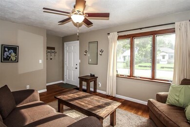 1319 Lewison Ave NE, Grand Rapids, MI 49505 - photo 3