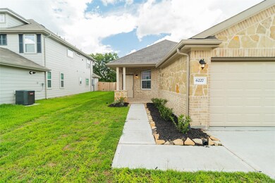 6227 Prince Place Dr, Rosenberg, TX 77471 - photo 2